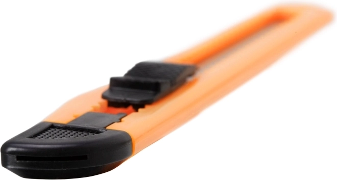 Replaceable snap-off blade