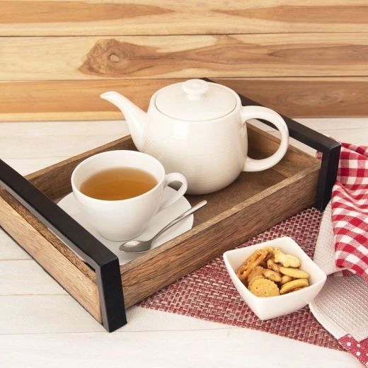 Stiilne jookide ja suupistete serveerimine