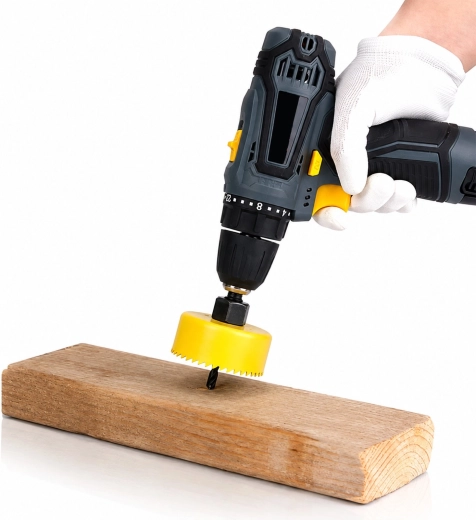 Precise drilling into softwood