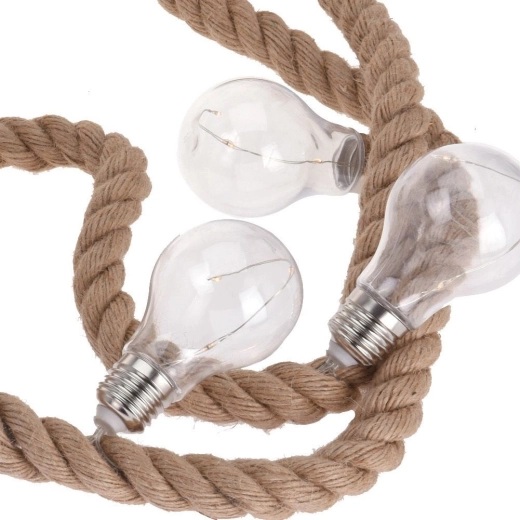 Soe valgus: 30 LED-i 10 läbipaistvas pirnis