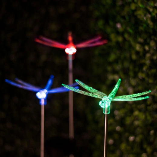 Päikeseenergial töötav RGB LED-lamp vaasi kujul