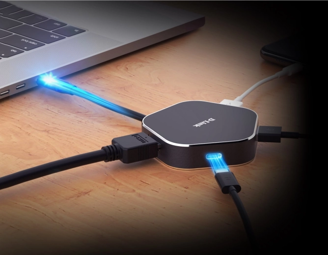 D-Linki mitme pordiga USB-C-adapter HDMI-ga
