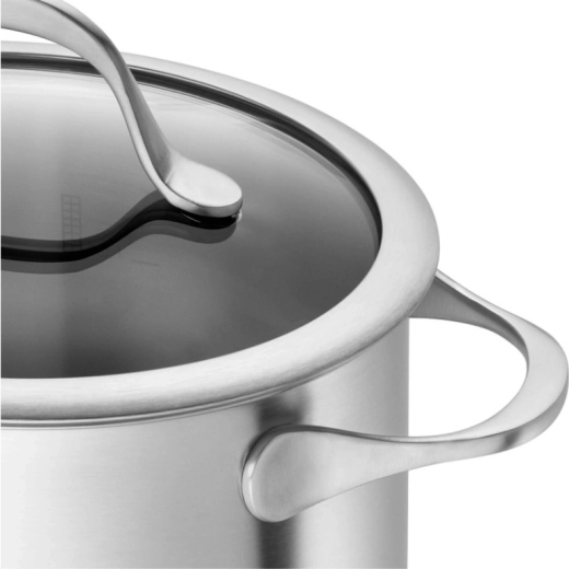 Glass lids for easy monitoring