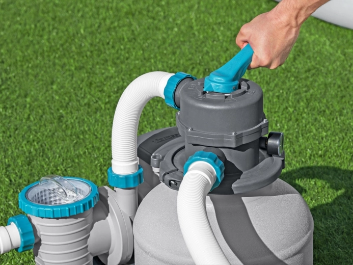 6-asendiline ventiil ja integreeritud manomeeter