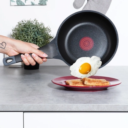 Non-stick surface for easy cooking