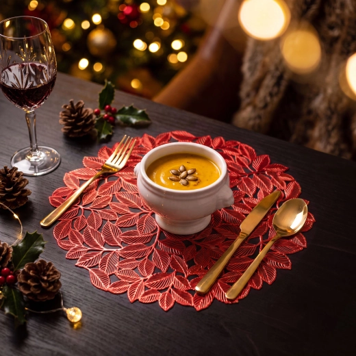 Gold Round Placemat with Metallic Effect – Red