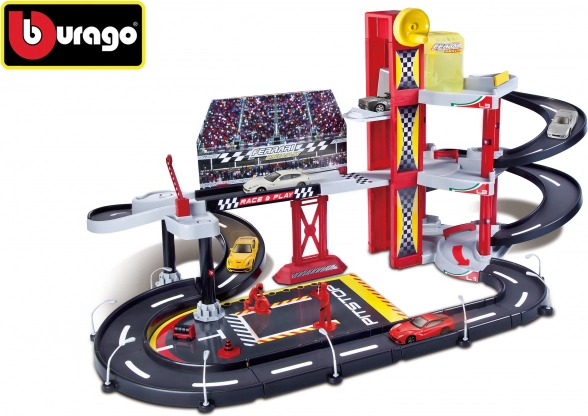 Bburago Ferrari Race & Play – garaaž võidusõiduraja ja autoga 1:43
