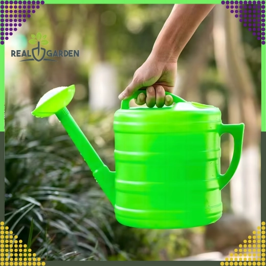 Garden watering can 7 L oval with sprinkler, plastic