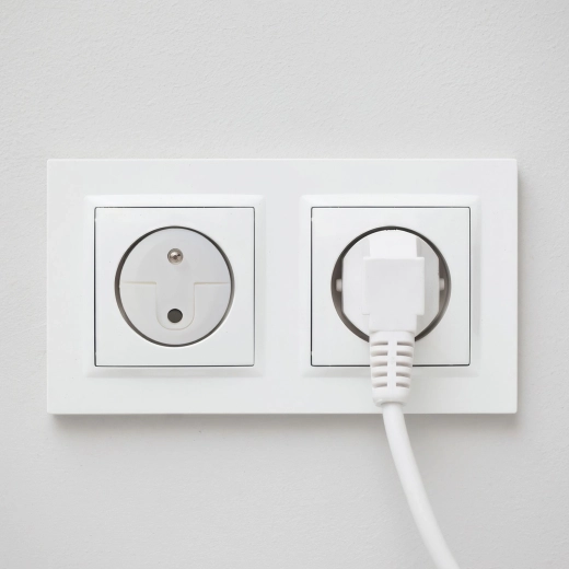 Set of safety socket covers for SK/CZ sockets, white, 6 pieces