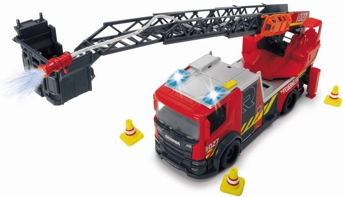 Väljatõmmatav redel korviga ja veekahur