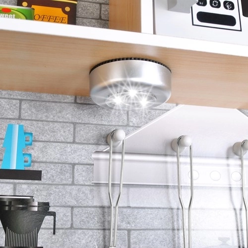 LED-valgus realistliku atmosfääri loomiseks