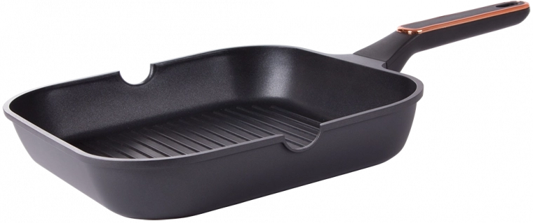 Valualumiinium ja mittenakkuvus = kiire, ühtlane küpsetamine