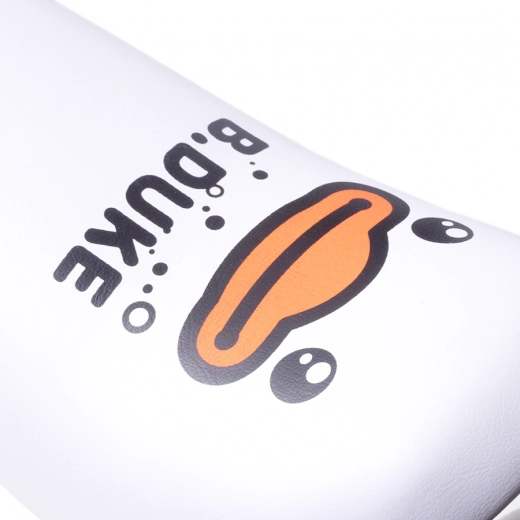 Pehme iste ja libisemiskindlad käepidemed