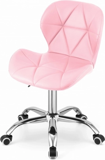 Wide backrest for all-day comfort