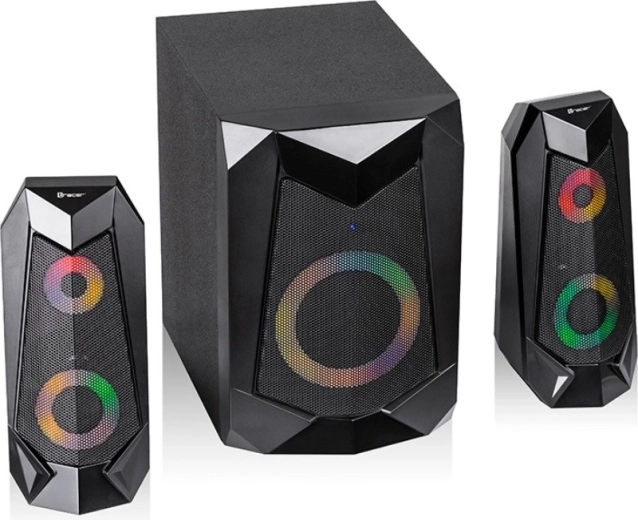 Puidust subwoofer võimsa bassi jaoks