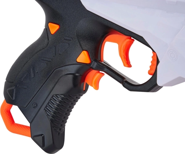 Integreeritud sihik ja ergonoomiline käepide