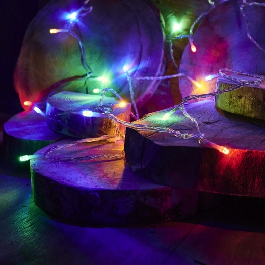 Pikk 10 m kett ja 100 eredat dioodi