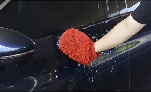 Pesukinnas ja mikrokiudlähed läikiva viimistluse jaoks