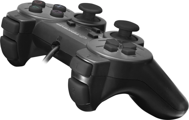 Täpne juhtimine tänu 2 analoogile ja 8-suunalisele D-padile