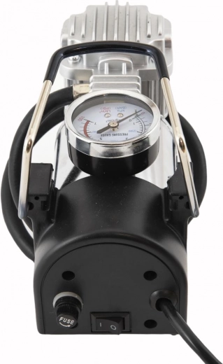 Integreeritud manomeeter täpseks täispumpamiseks