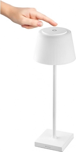Kolm valgustusvärvi