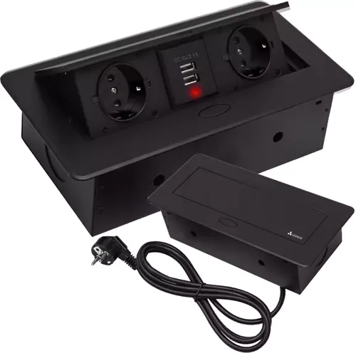 Topelt Schuko pistikupesa + 2 USB-d kiireks laadimiseks