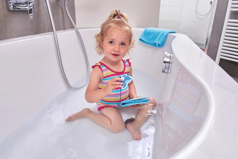 Rõõmsad mereteemad 8 leheküljel