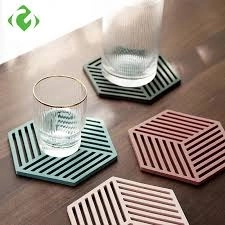 Sobitub nii komplektis kui ka eraldi