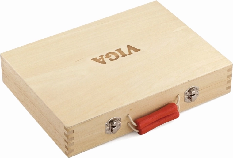 Tugev kohver lihtsaks kaasaskandmiseks