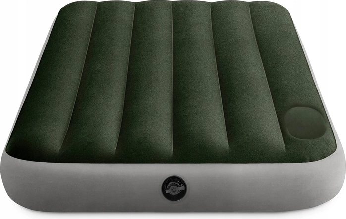 Meeldiv flokitud pealispind ja vastupidav PVC