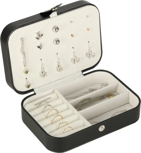 Tangle-free necklace storage