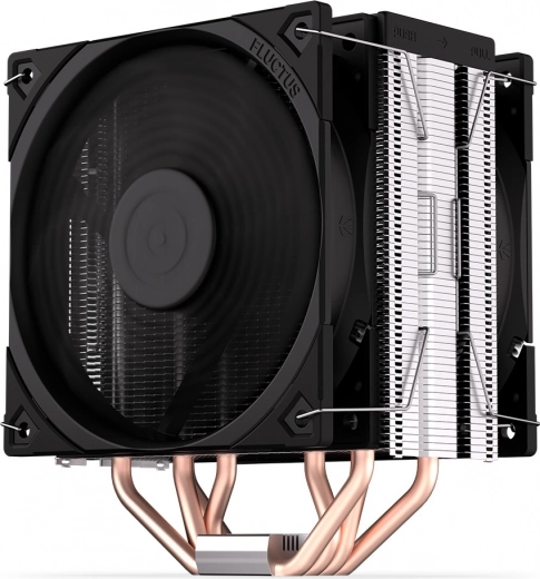 Asümmeetriline heatsink ja 4 heatpipe’i tõhusaks soojuse ärajuhtimiseks