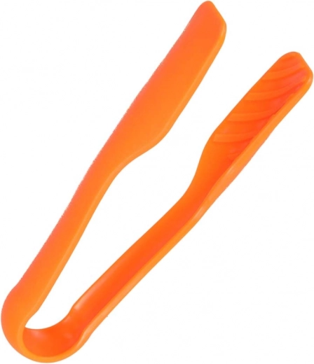 Fine motor development with tweezers