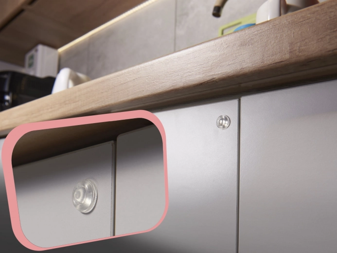 Vaikne uste ja kappide sulgumine