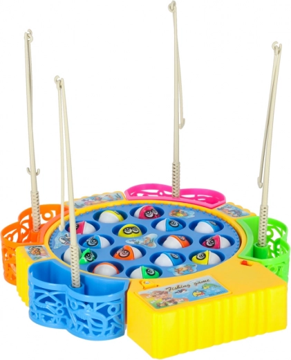 Pöörlev tiik avanevate kaladega