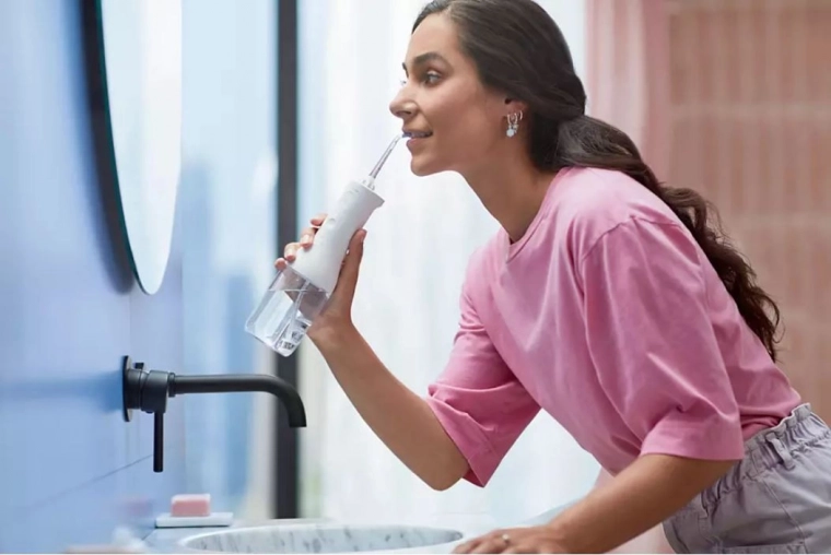 Kiire 60-sekundiline puhastamine 2 režiimi ja 3 intensiivsusega