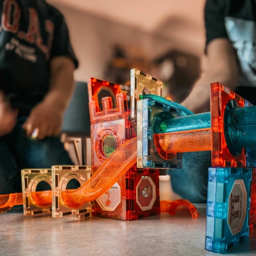 Valguslik kuulirada, mis pakub rõõmu