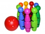 Skittles in a Net with Ball